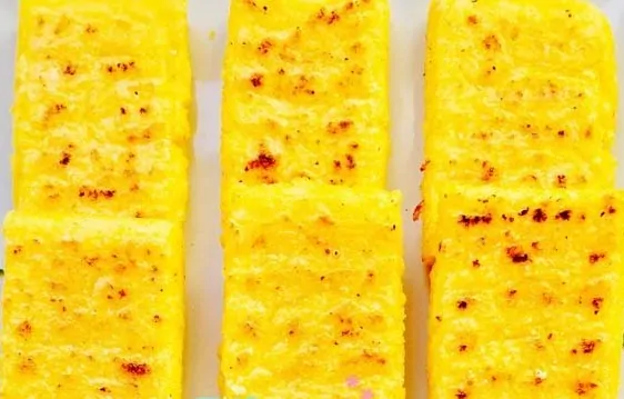 Mămăligă fiartă/la plită 200g